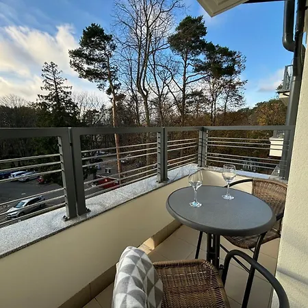 Bryza - Cesarskie Z Parkingiem Apartman Swinoujscie