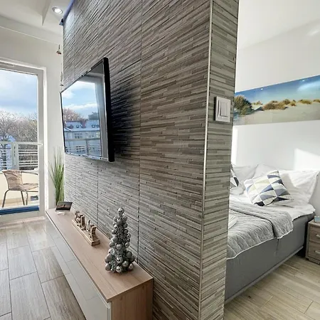 Bryza - Cesarskie Z Parkingiem *