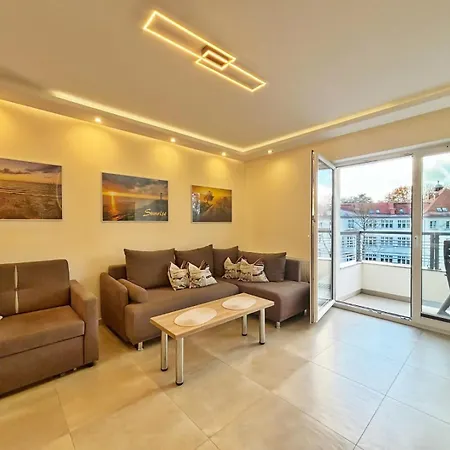 Bryza - Cesarskie Z Parkingiem *