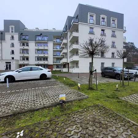 Lejlighed Bryza - Cesarskie Z Parkingiem *