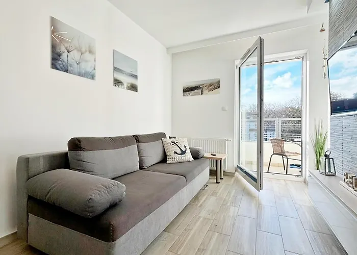 Bryza - Cesarskie Z Parkingiem Appartement *