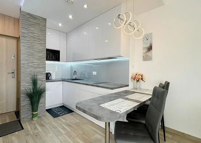 Appartement Bryza - Cesarskie Z Parkingiem