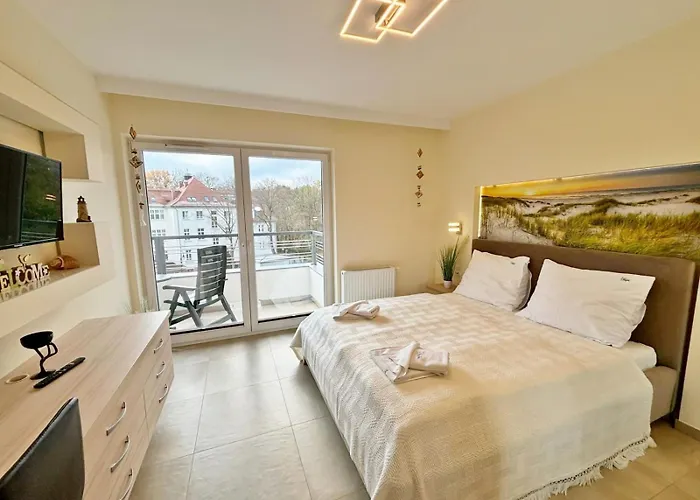 Bryza - Cesarskie Z Parkingiem Appartement Świnoujście