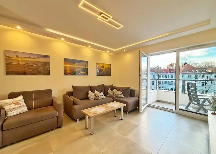 Bryza - Cesarskie Z Parkingiem *