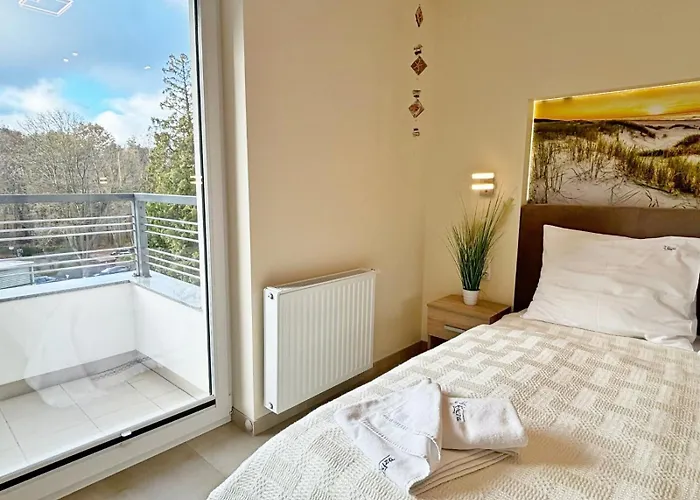 Bryza - Cesarskie Z Parkingiem Appartement